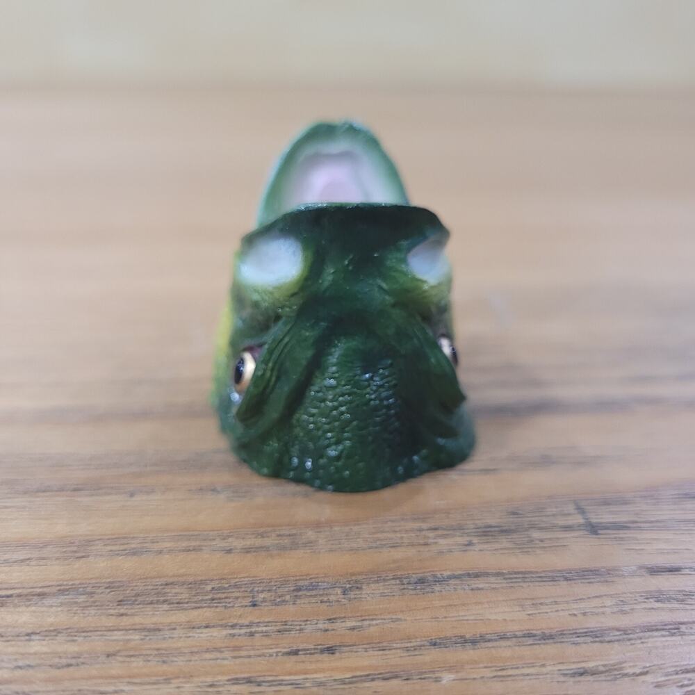 Fish Head Green Bass Snuffer Butt Headz Cigarette Ashtray Heads - Picture 4 of 6